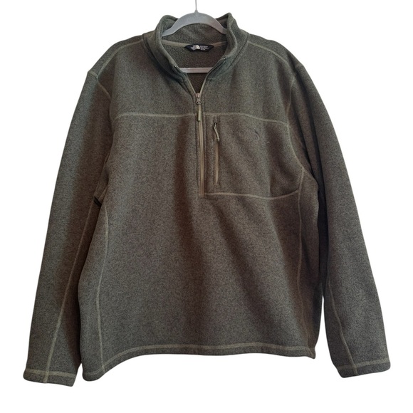 The North Face Green Men's 1/4 Zip Fleece Pullover Sweatshirt - Picture 1 of 5